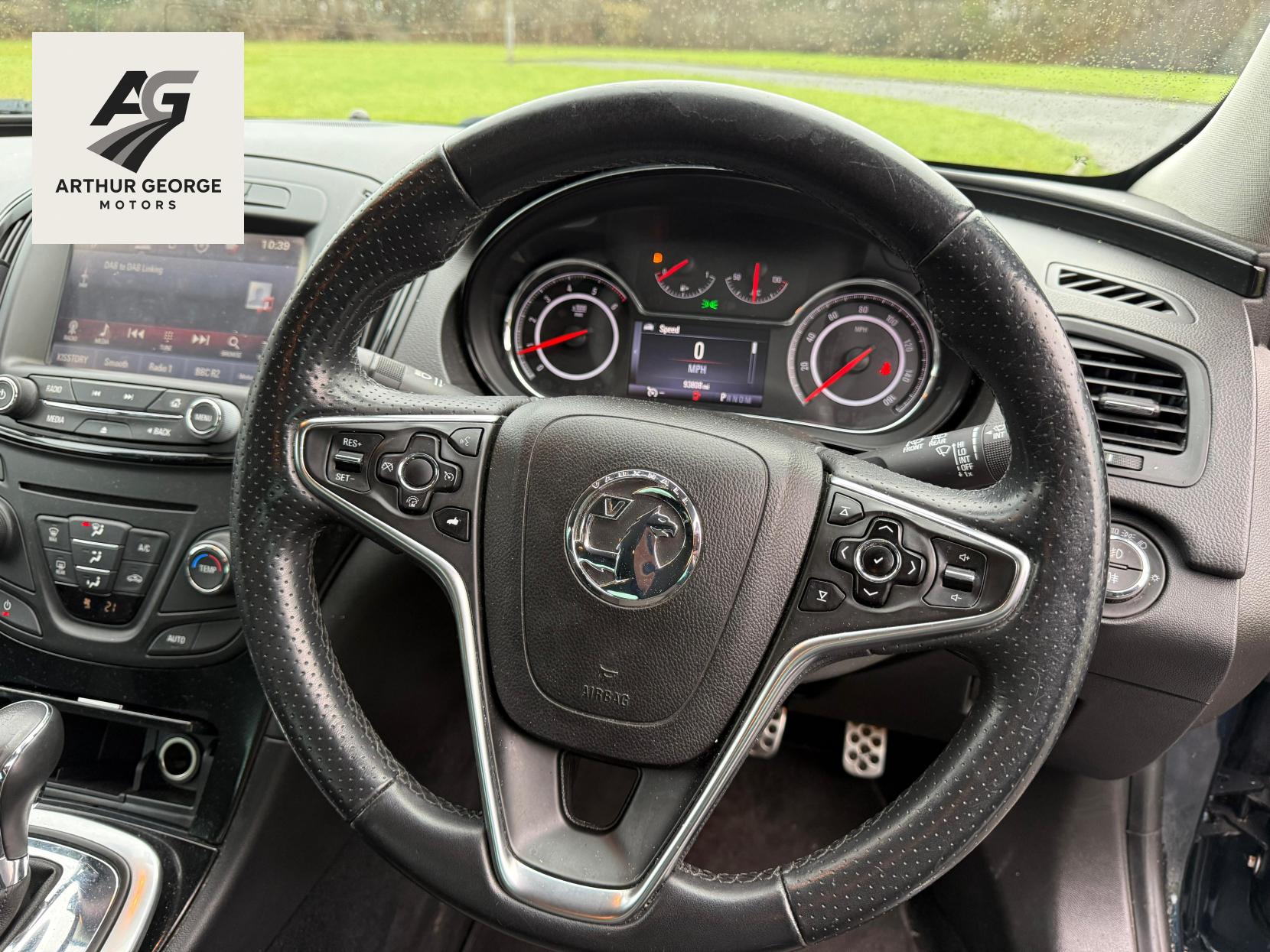 Vauxhall Insignia 1.6 CDTi SRi Nav Hatchback 5dr Diesel Auto Euro 6 (136 ps)