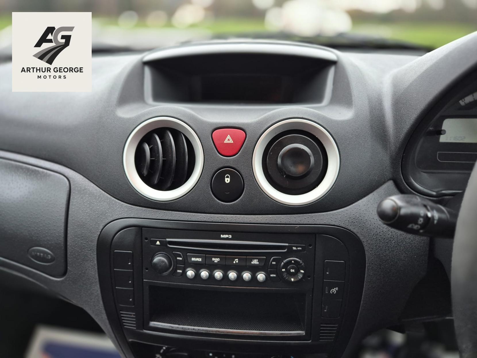 Citroen C2 1.1i VT Hatchback 3dr Petrol Manual Euro 4 (61 ps)