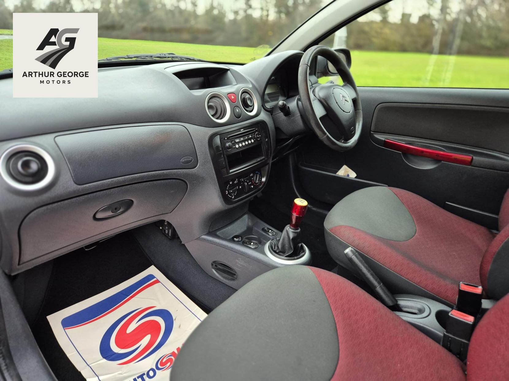 Citroen C2 1.1i VT Hatchback 3dr Petrol Manual Euro 4 (61 ps)