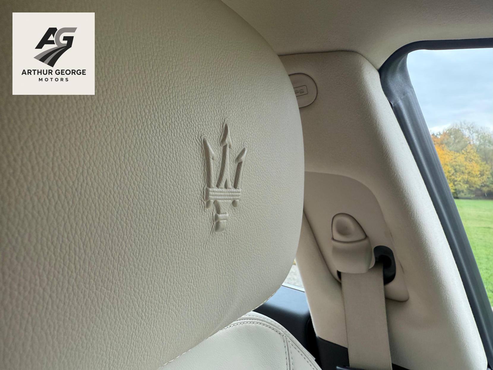 Maserati Ghibli 3.0D V6 Saloon 4dr Diesel ZF Euro 5 (s/s) (275 ps)