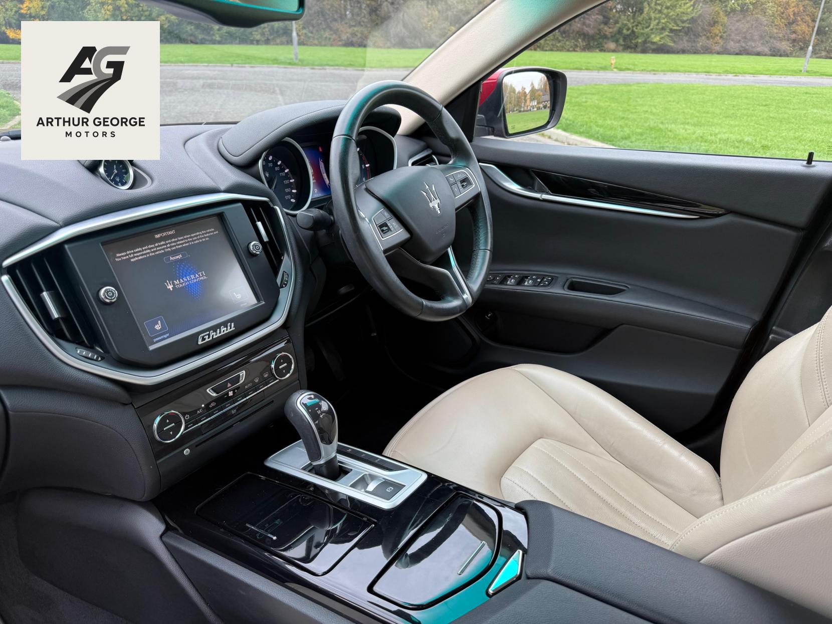 Maserati Ghibli 3.0D V6 Saloon 4dr Diesel ZF Euro 5 (s/s) (275 ps)