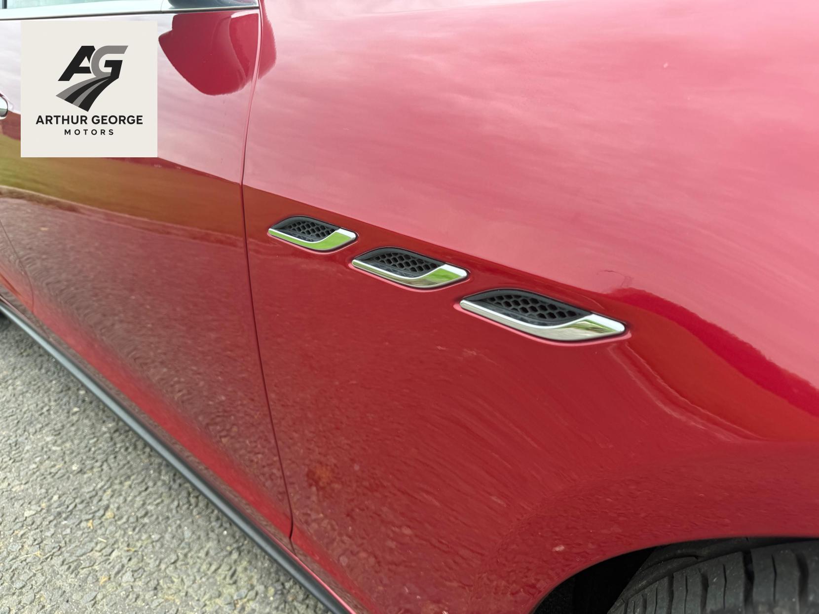 Maserati Ghibli 3.0D V6 Saloon 4dr Diesel ZF Euro 5 (s/s) (275 ps)