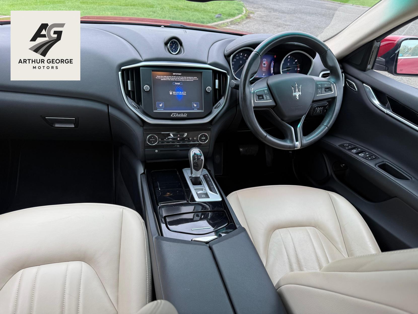 Maserati Ghibli 3.0D V6 Saloon 4dr Diesel ZF Euro 5 (s/s) (275 ps)