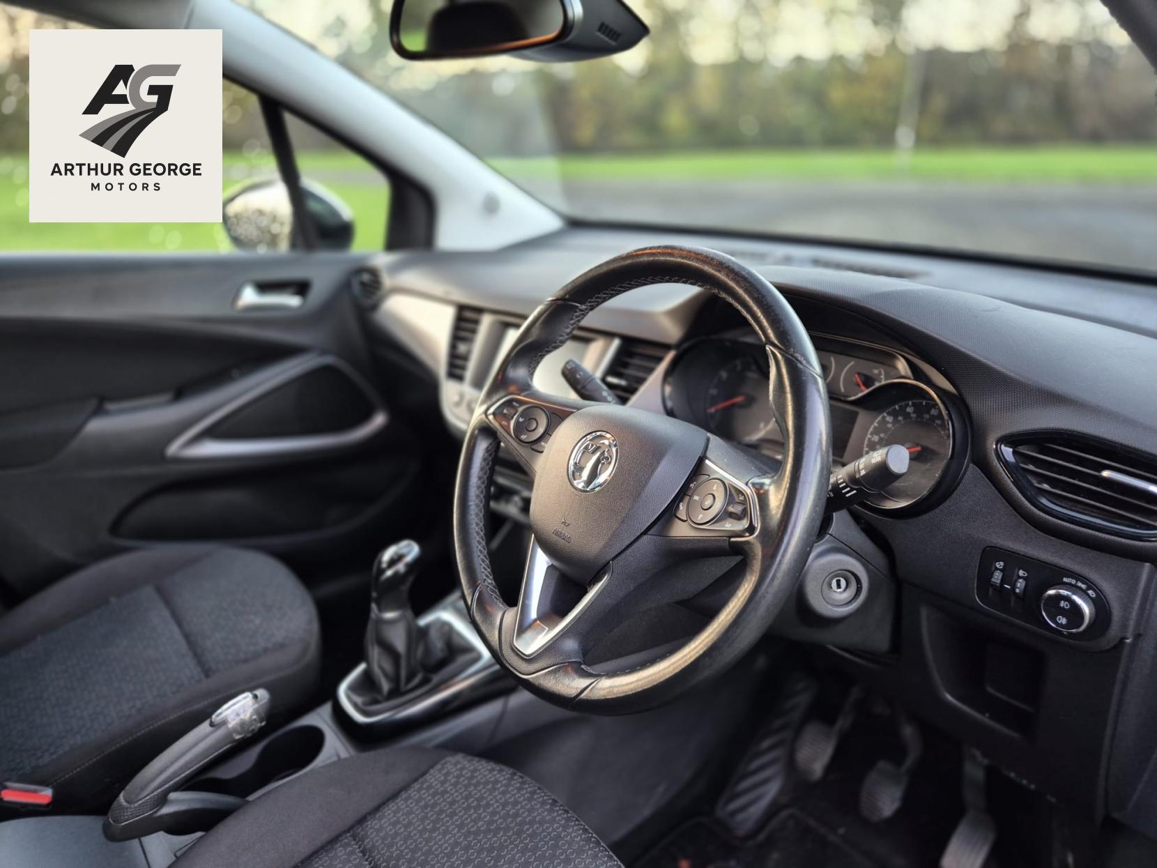 Vauxhall Crossland X 1.2 SE SUV 5dr Petrol Manual Euro 6 (81 ps)