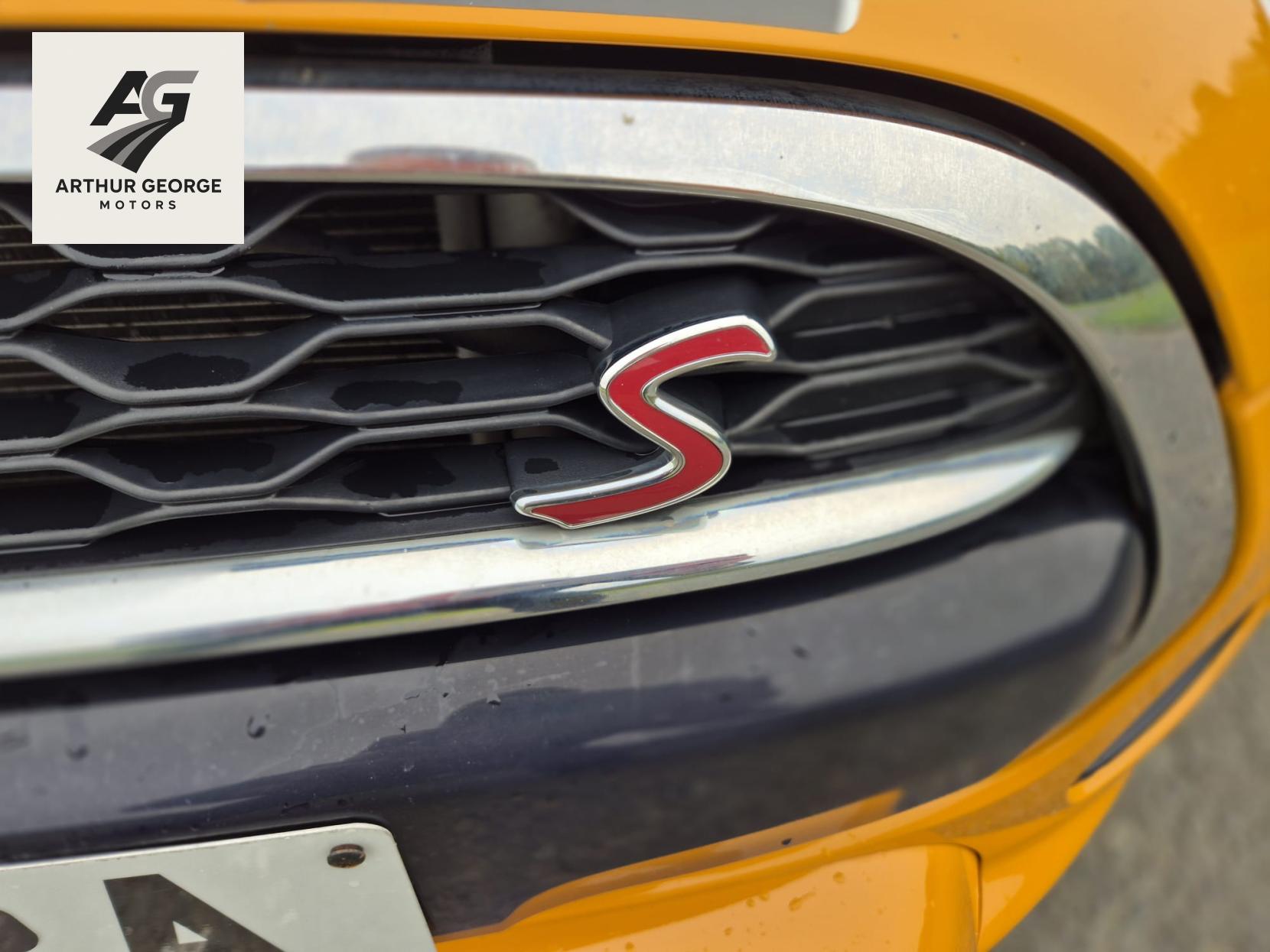 MINI Hatch 2.0 Cooper S Hatchback 5dr Petrol Manual Euro 6 (s/s) (192 ps)