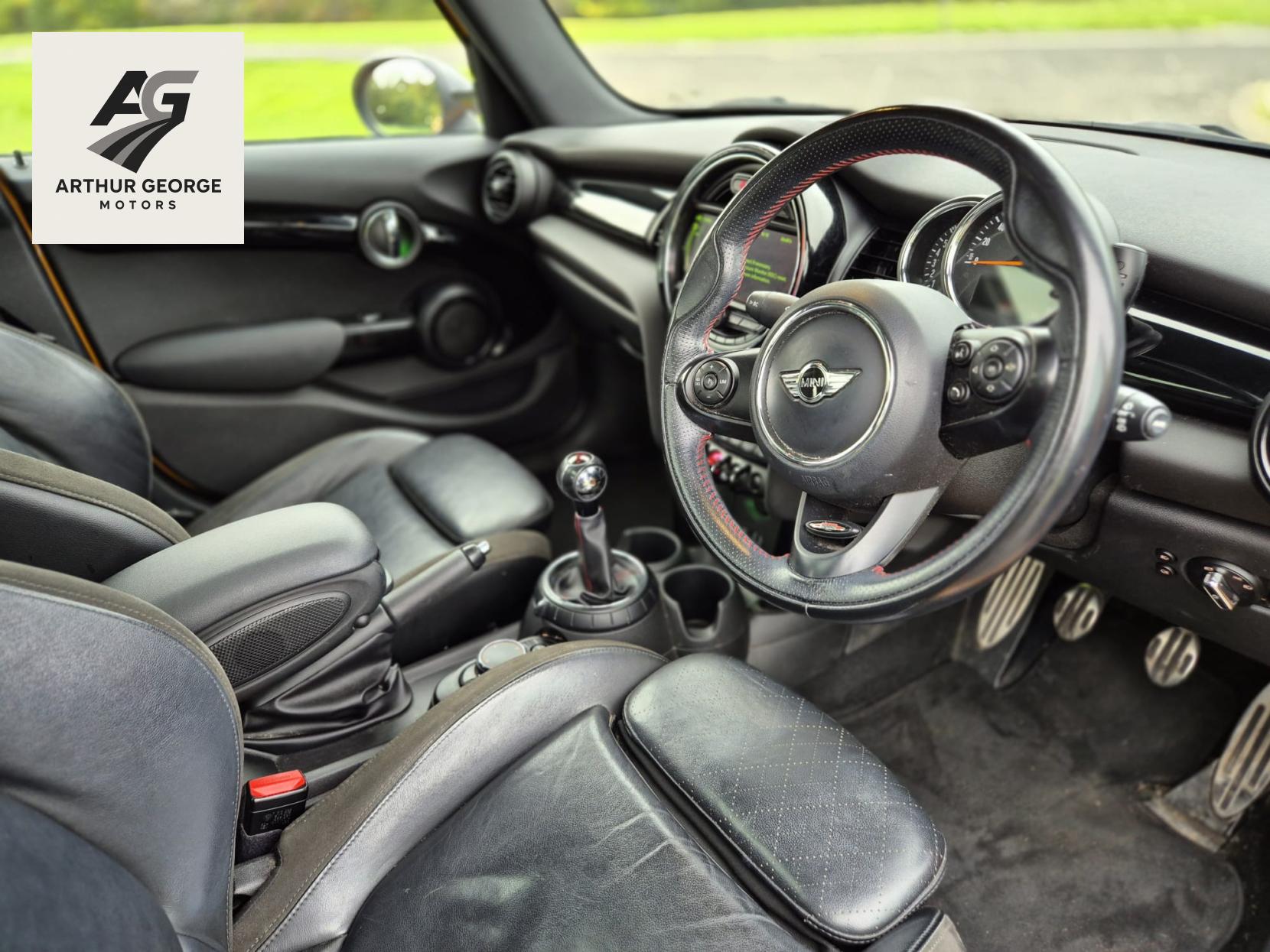 MINI Hatch 2.0 Cooper S Hatchback 5dr Petrol Manual Euro 6 (s/s) (192 ps)