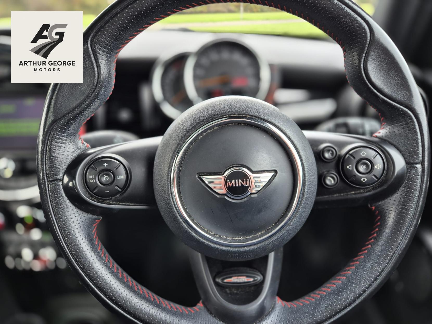 MINI Hatch 2.0 Cooper S Hatchback 5dr Petrol Manual Euro 6 (s/s) (192 ps)