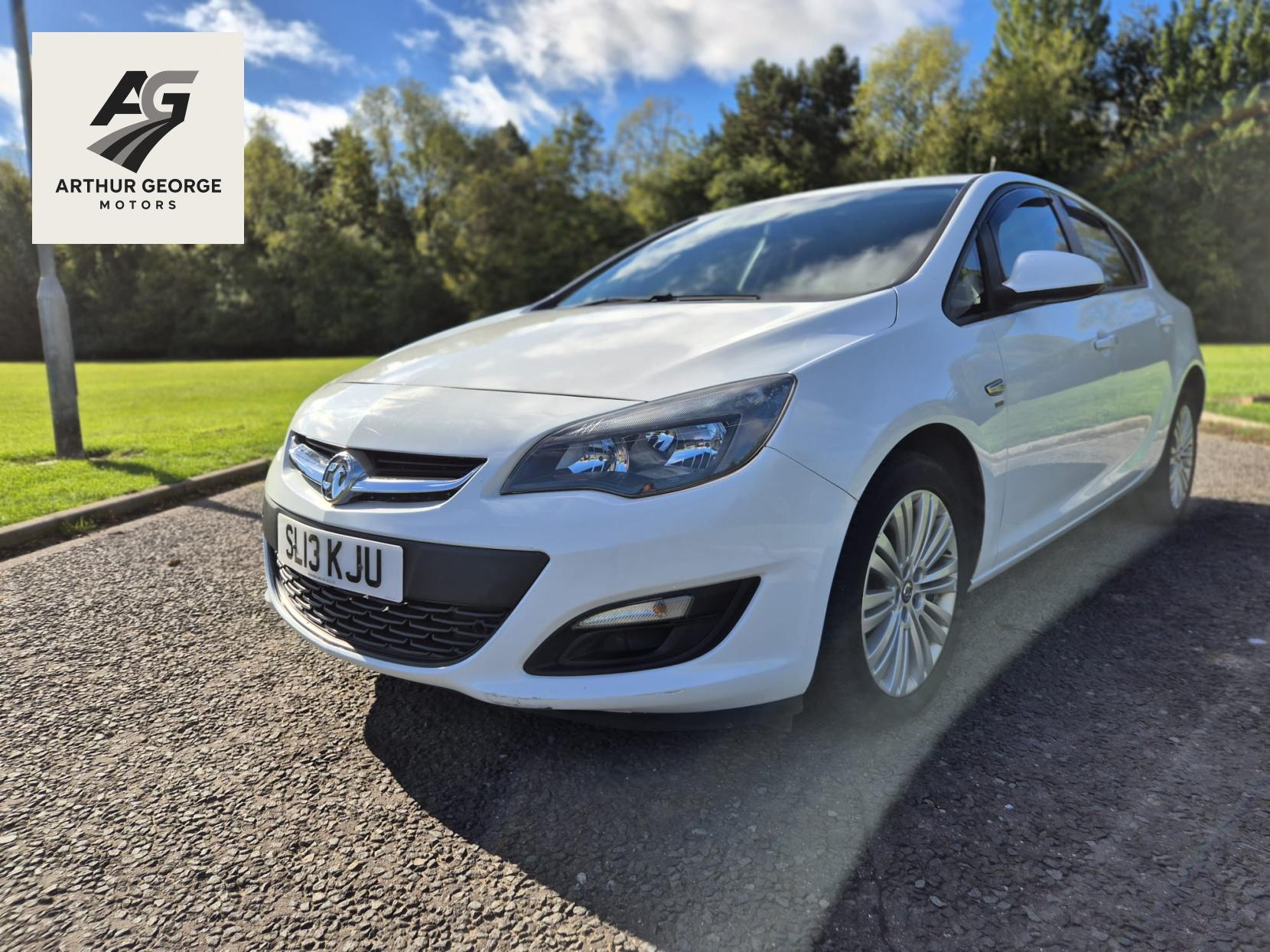 Vauxhall Astra 1.4 16v Energy Hatchback 5dr Petrol Manual Euro 5 (100 ps)