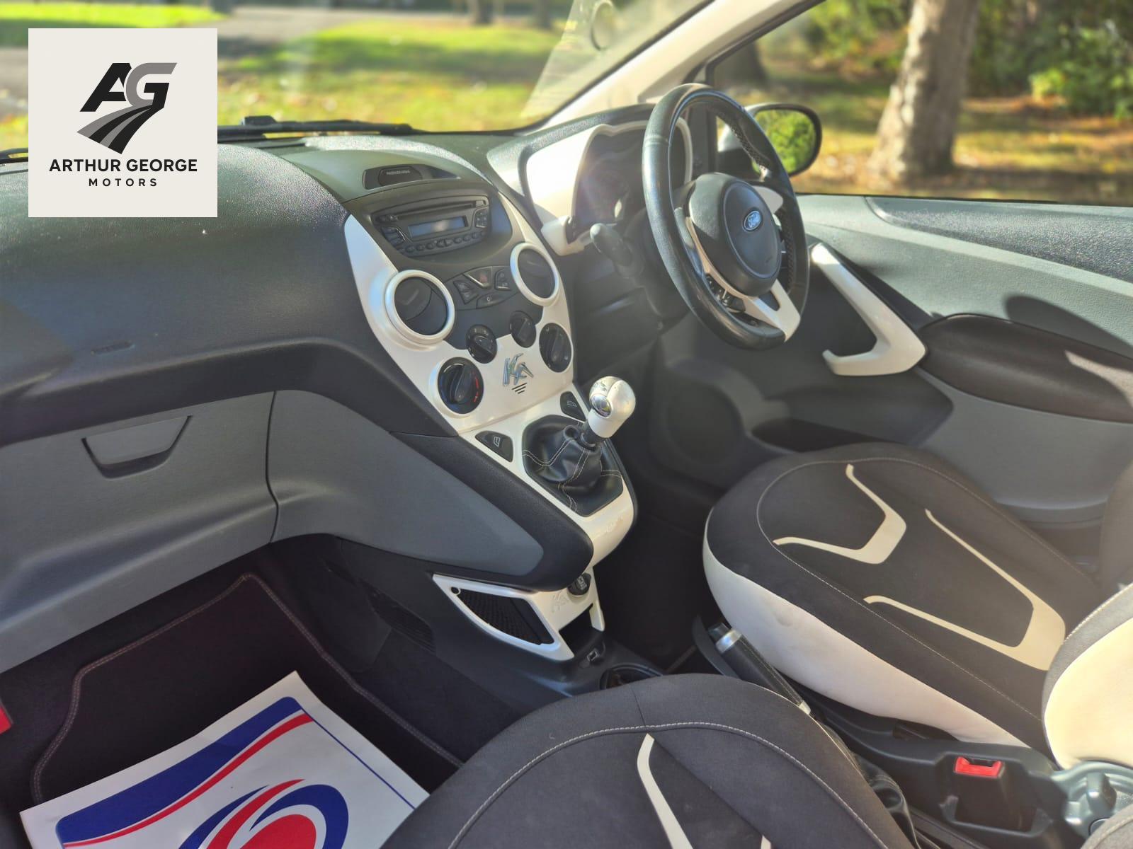 Ford Ka 1.2 Zetec White Edition Hatchback 3dr Petrol Manual Euro 6 (s/s) (69 ps)