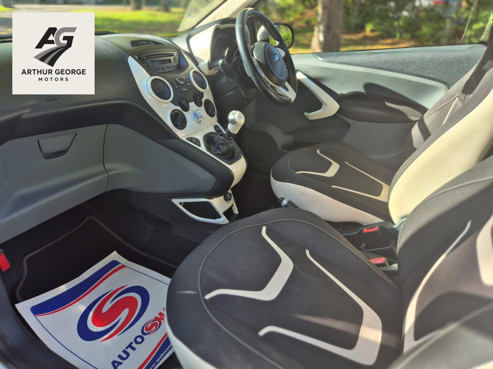 Ford Ka 1.2 Zetec White Edition Hatchback 3dr Petrol Manual Euro 6 (s/s) (69 ps)