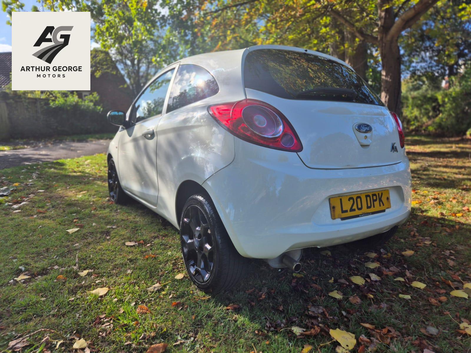 Ford Ka 1.2 Zetec White Edition Hatchback 3dr Petrol Manual Euro 6 (s/s) (69 ps)