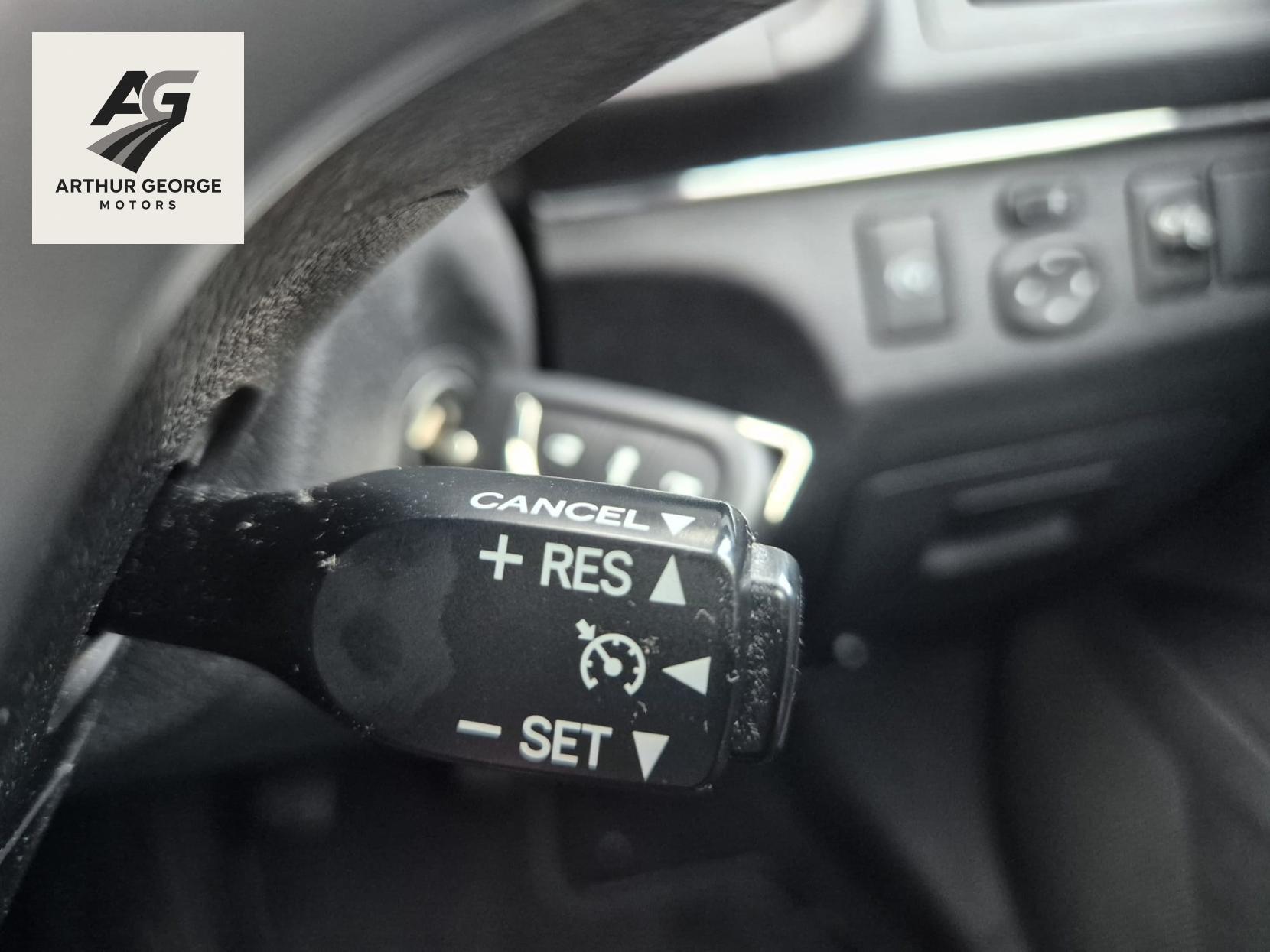 Toyota Avensis 2.0 D-4D Icon Saloon 4dr Diesel Manual Euro 5 (126 ps)