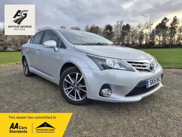 Toyota Avensis 2.0 D-4D Icon Saloon 4dr Diesel Manual Euro 5 (126 ps)