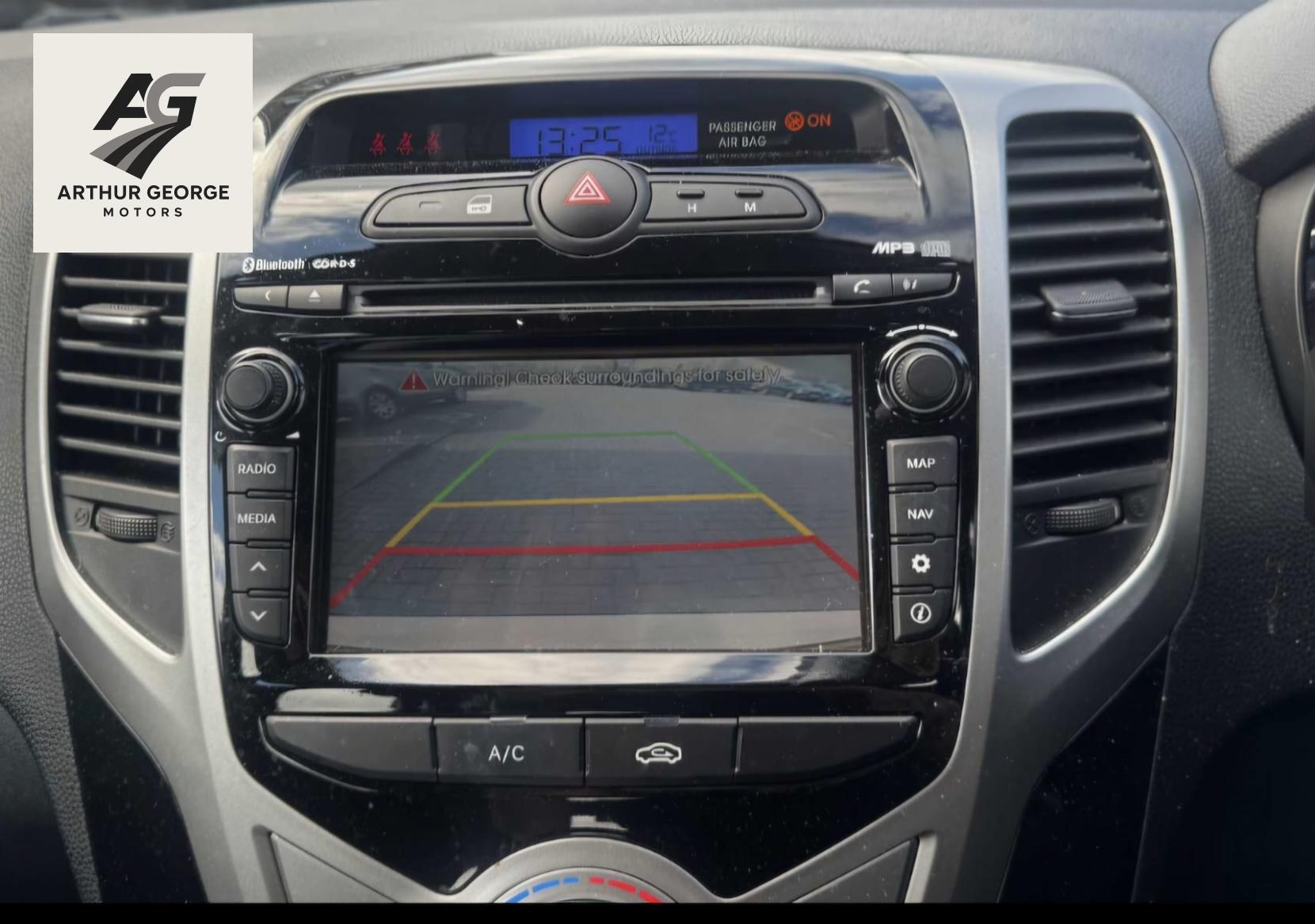 Hyundai ix20 1.6 CRDi Blue Drive SE Hatchback 5dr Diesel Manual Euro 6 (s/s) (115 ps)