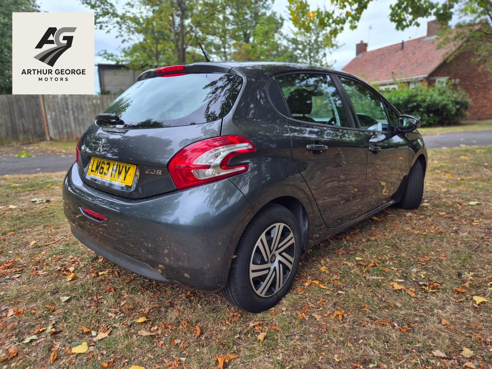 Peugeot 208 1.4 HDi Access+ Hatchback 5dr Diesel Manual Euro 5 (70 ps)
