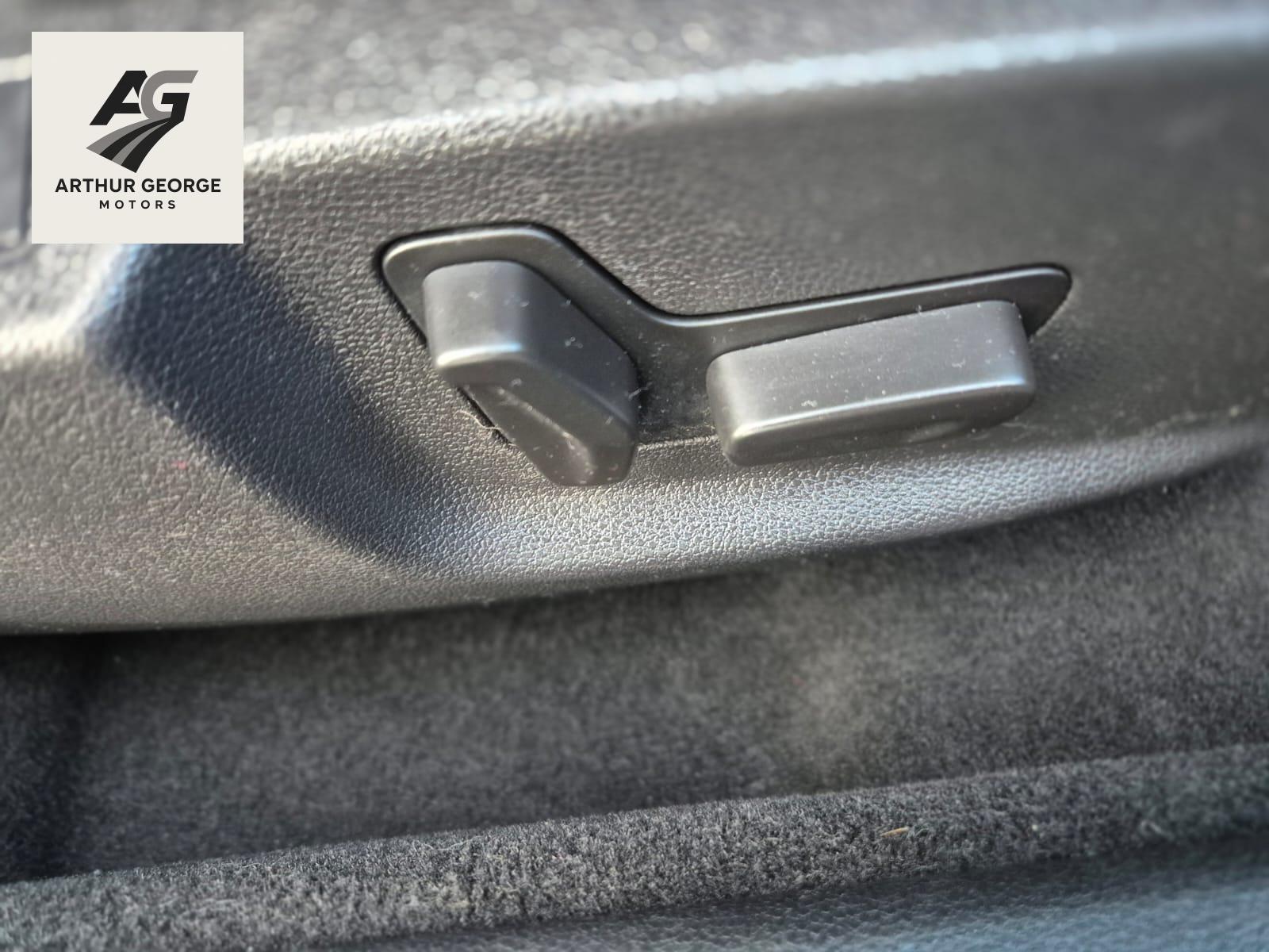 Peugeot RCZ 2.0 HDi Red Carbon Coupe 2dr Diesel Manual Euro 5 (163 ps)