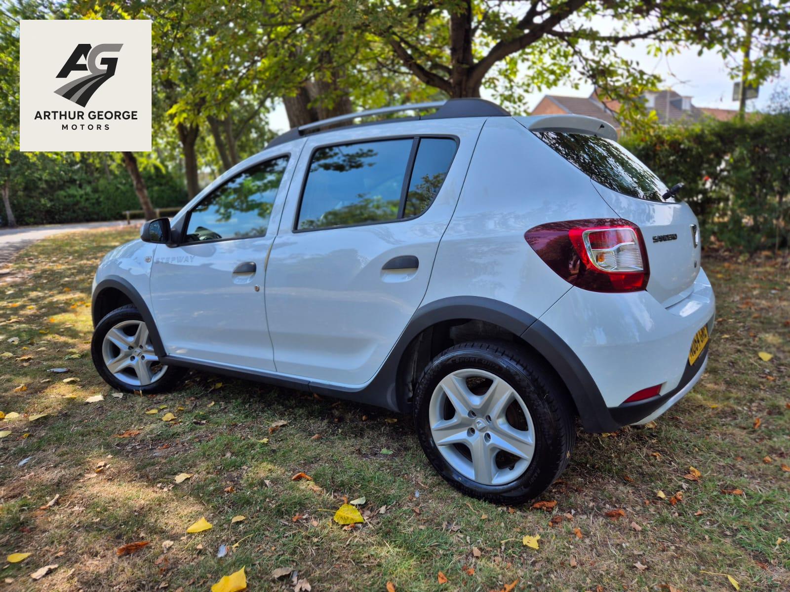 Dacia Sandero Stepway 1.5 dCi Ambiance Hatchback 5dr Diesel Manual Euro 5 (90 ps)