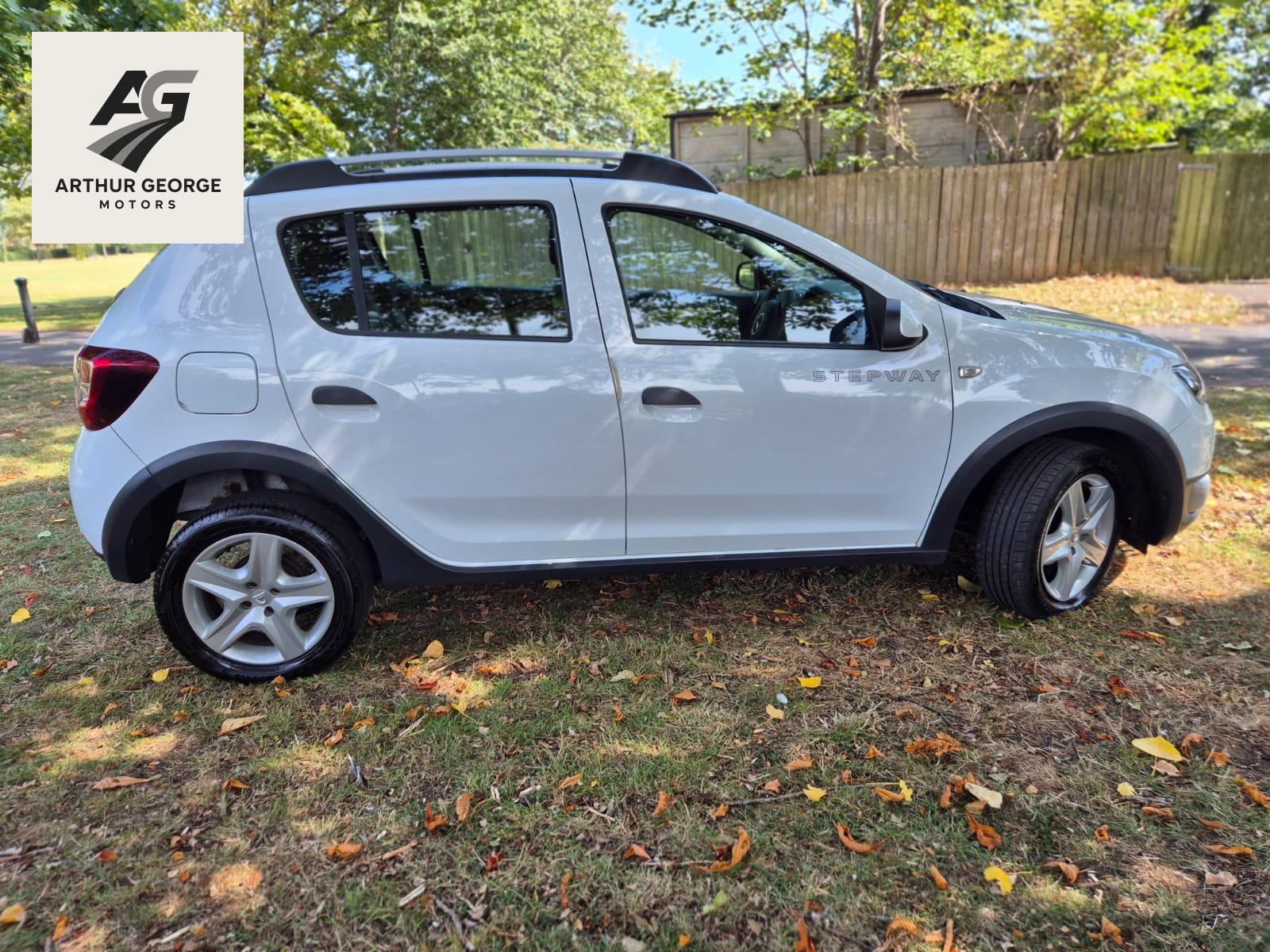 Dacia Sandero Stepway 1.5 dCi Ambiance Hatchback 5dr Diesel Manual Euro 5 (90 ps)