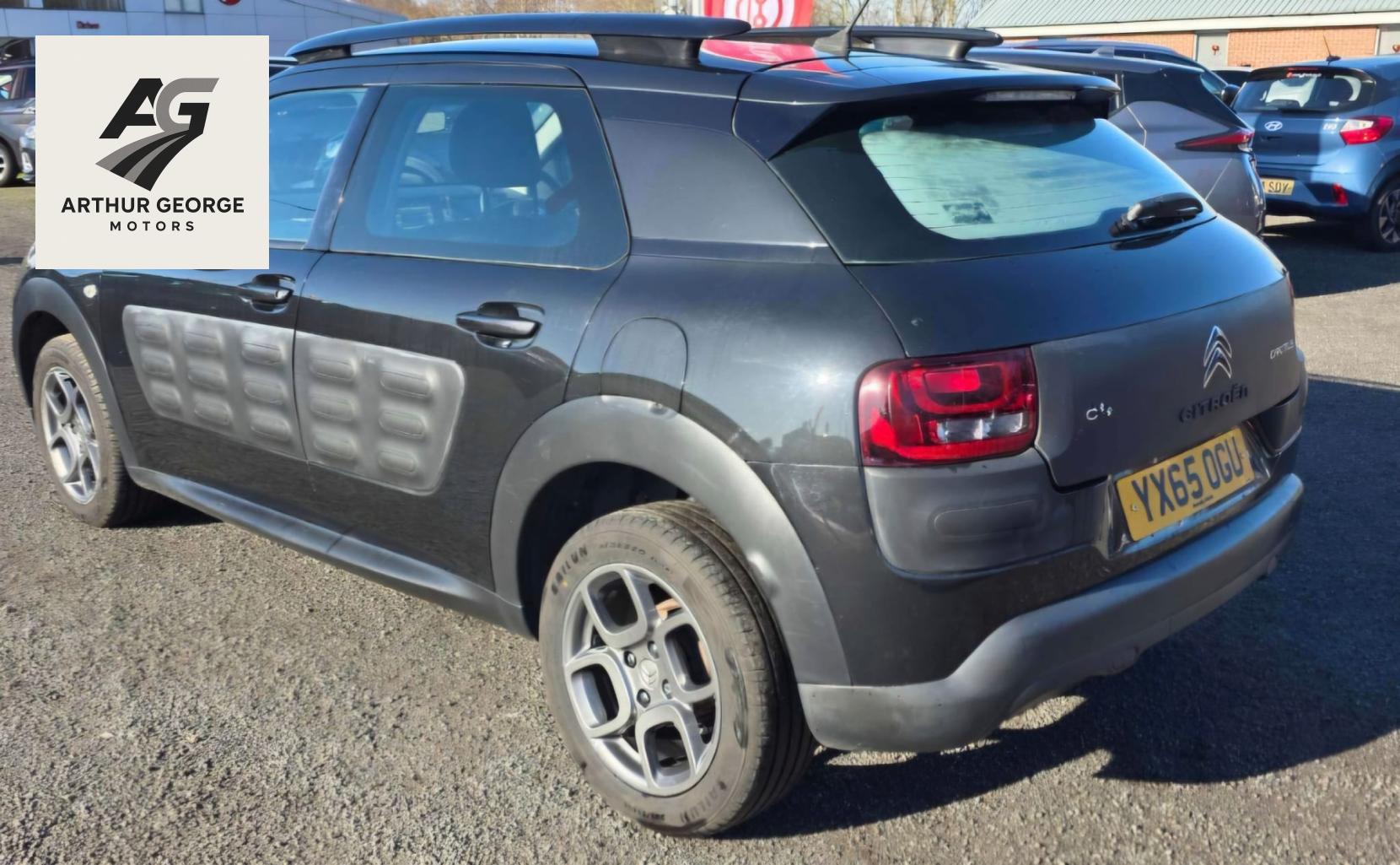 Citroen C4 Cactus 1.6 BlueHDi Feel Hatchback 5dr Diesel Manual Euro 6 (s/s) (100 ps)