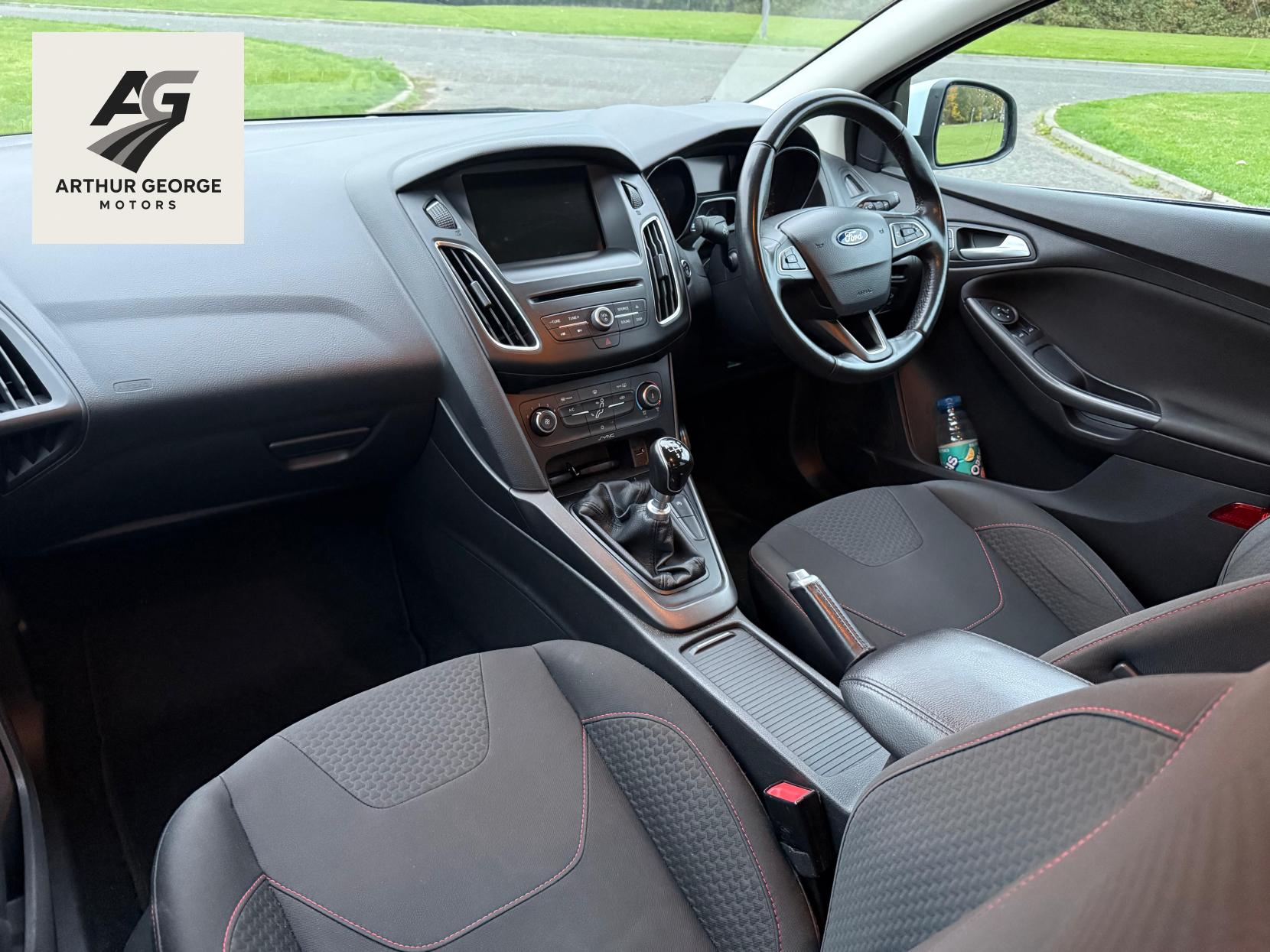 Ford Focus 1.5 TDCi Zetec S Hatchback 5dr Diesel Manual Euro 6 (s/s) (120 ps)