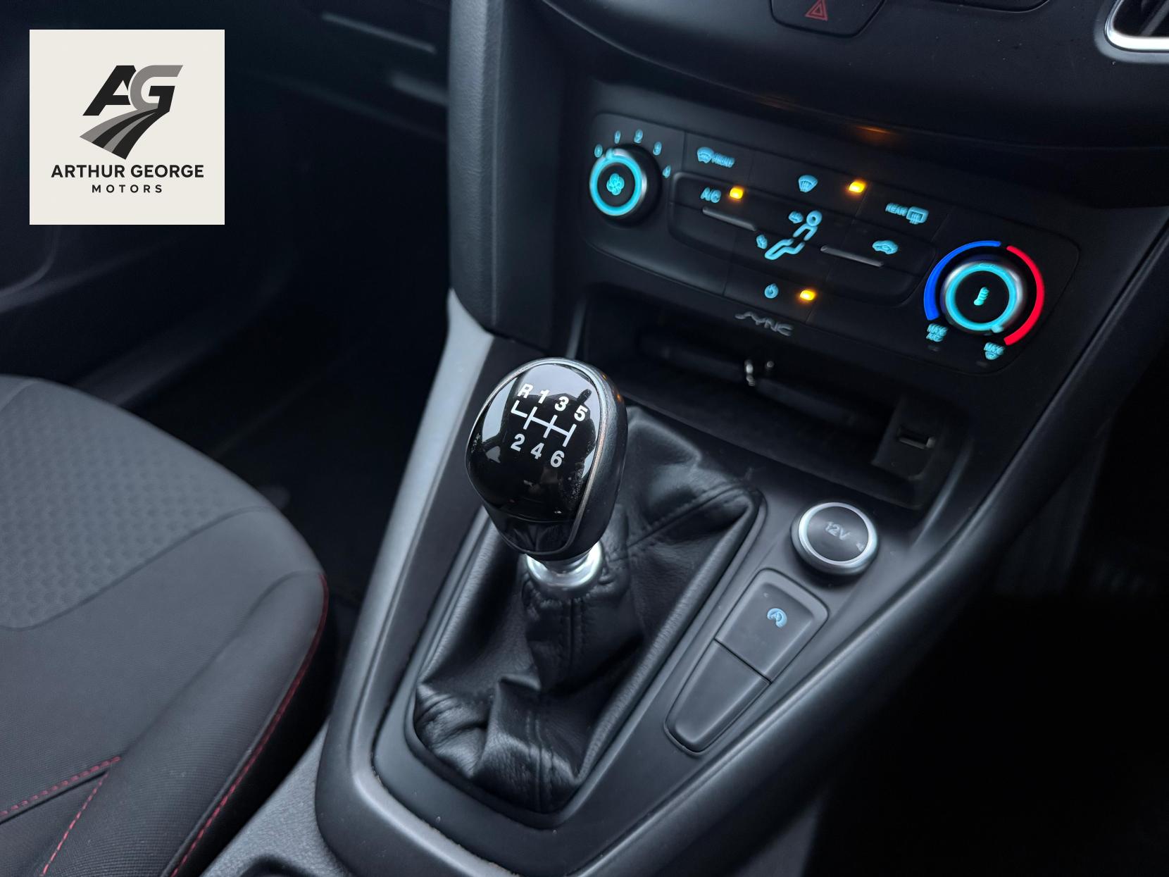 Ford Focus 1.5 TDCi Zetec S Hatchback 5dr Diesel Manual Euro 6 (s/s) (120 ps)