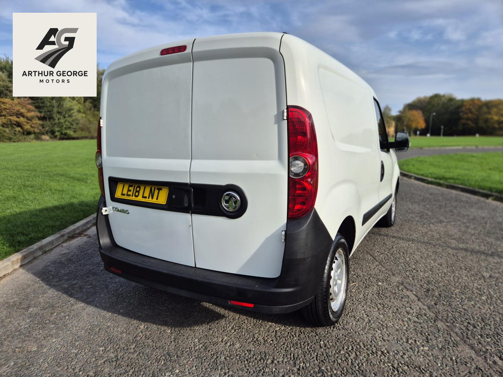Vauxhall Combo 1.3 CDTi 2000 Temperature Controlled 3dr Diesel Manual FWD L1 H1 (133 g/km, 94 bhp)