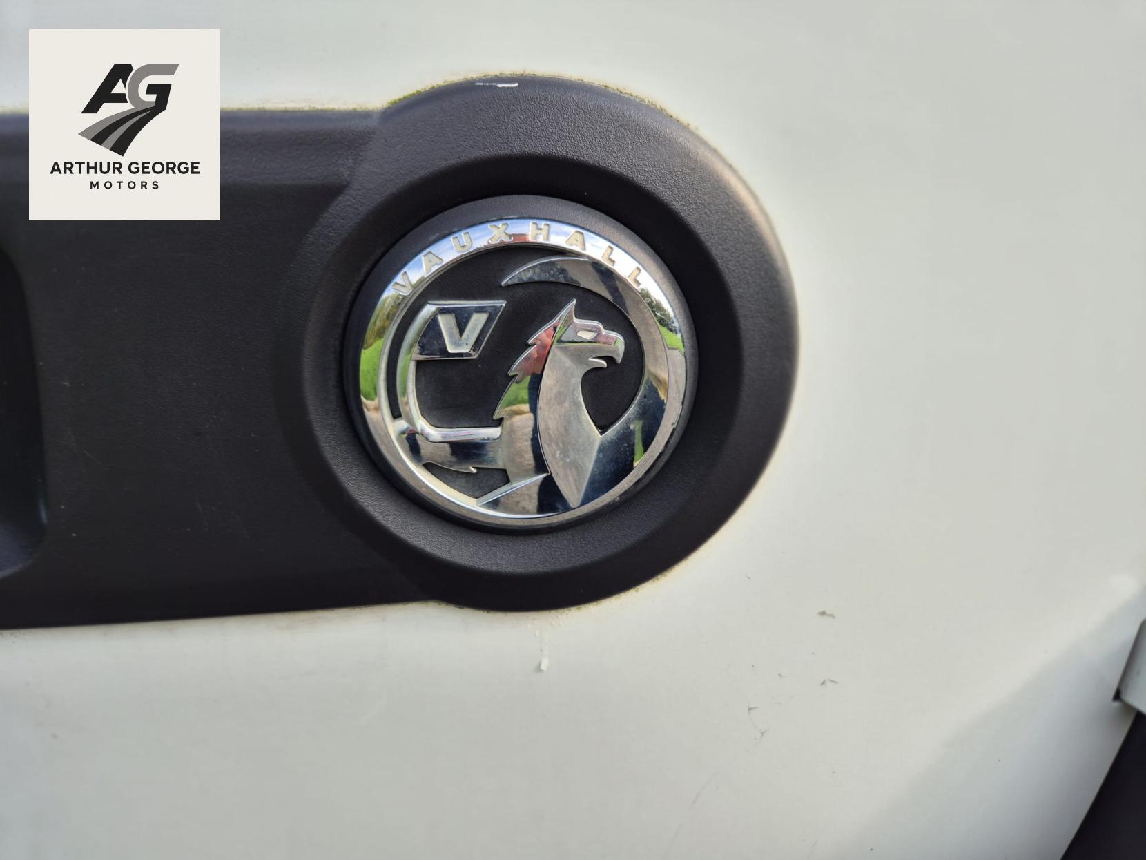 Vauxhall Combo 1.3 CDTi 2000 Temperature Controlled 3dr Diesel Manual FWD L1 H1 (133 g/km, 94 bhp)