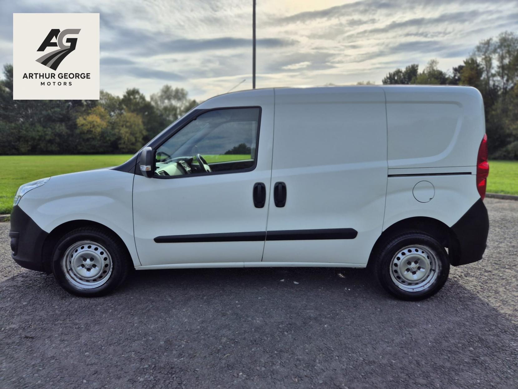 Vauxhall Combo 1.3 CDTi 2000 Temperature Controlled 3dr Diesel Manual FWD L1 H1 (133 g/km, 94 bhp)