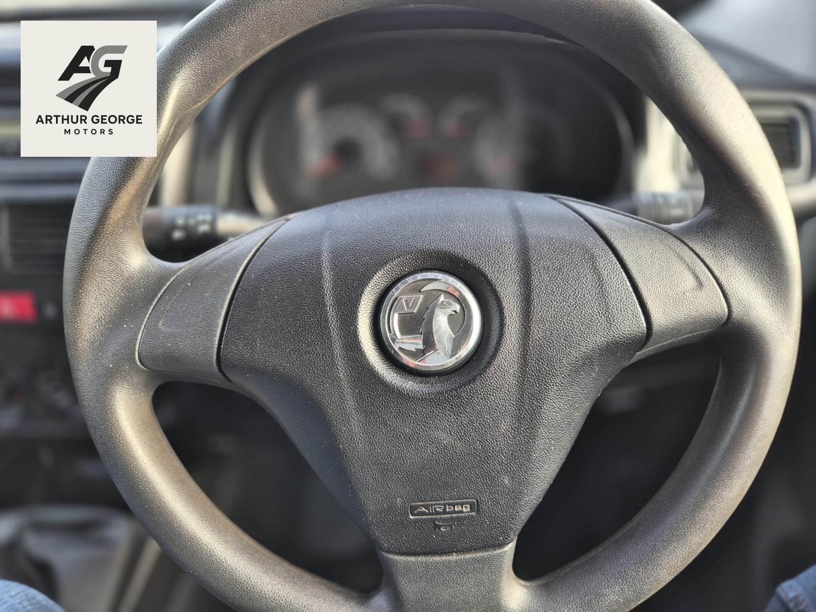 Vauxhall Combo 1.3 CDTi 2000 Temperature Controlled 3dr Diesel Manual FWD L1 H1 (133 g/km, 94 bhp)