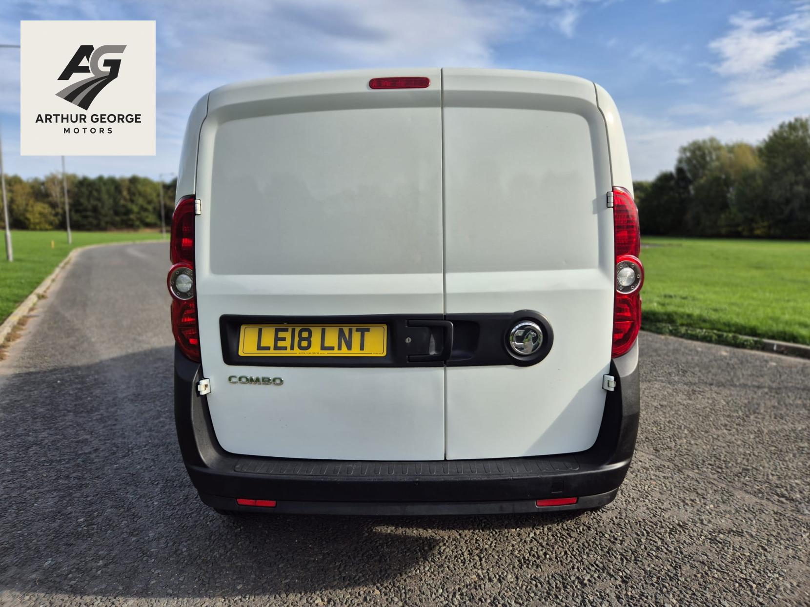 Vauxhall Combo 1.3 CDTi 2000 Temperature Controlled 3dr Diesel Manual FWD L1 H1 (133 g/km, 94 bhp)