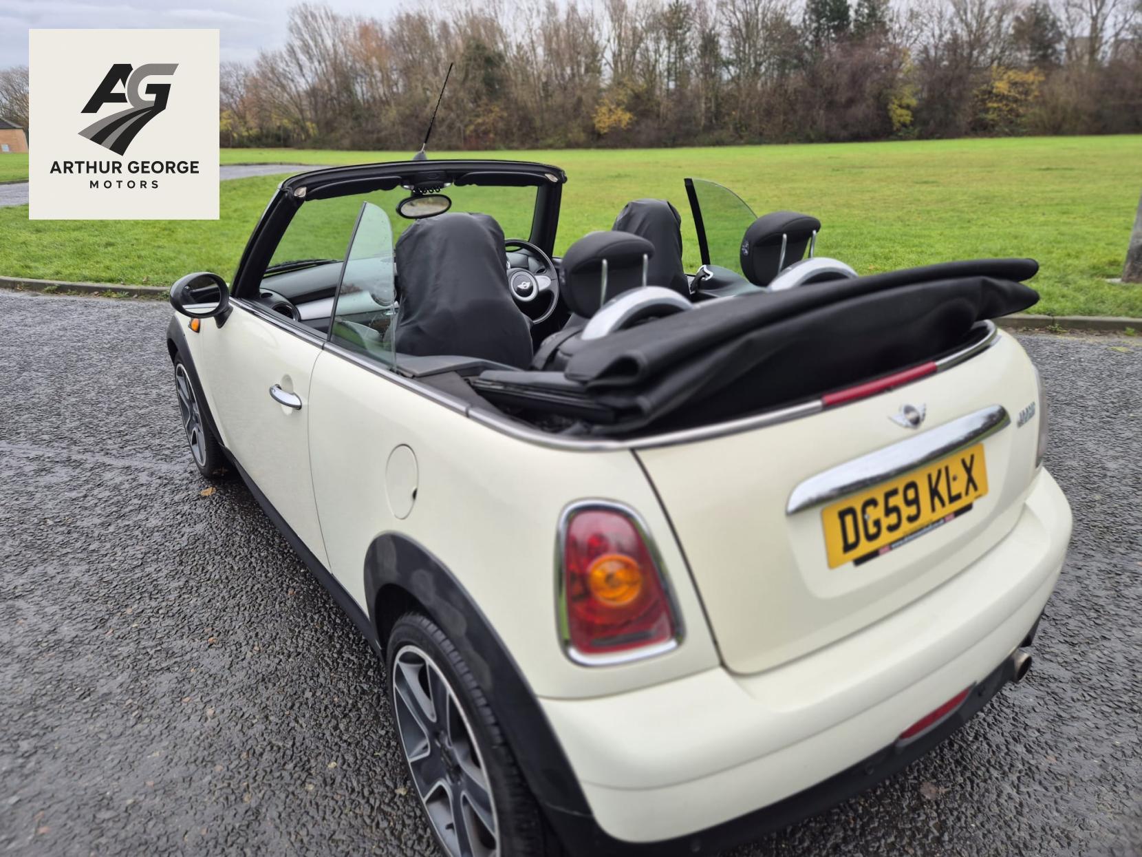 MINI Convertible 1.6 Cooper Convertible 2dr Petrol Manual Euro 4 (120 ps)