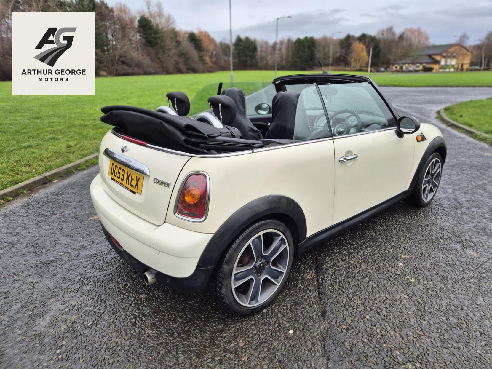 MINI Convertible 1.6 Cooper Convertible 2dr Petrol Manual Euro 4 (120 ps)