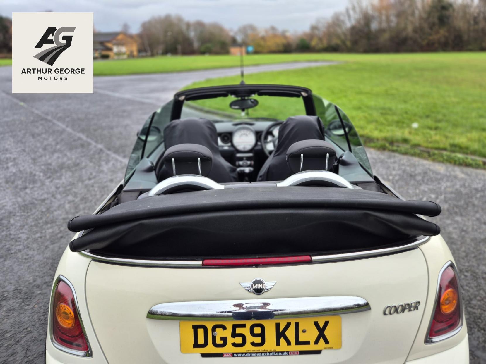 MINI Convertible 1.6 Cooper Convertible 2dr Petrol Manual Euro 4 (120 ps)