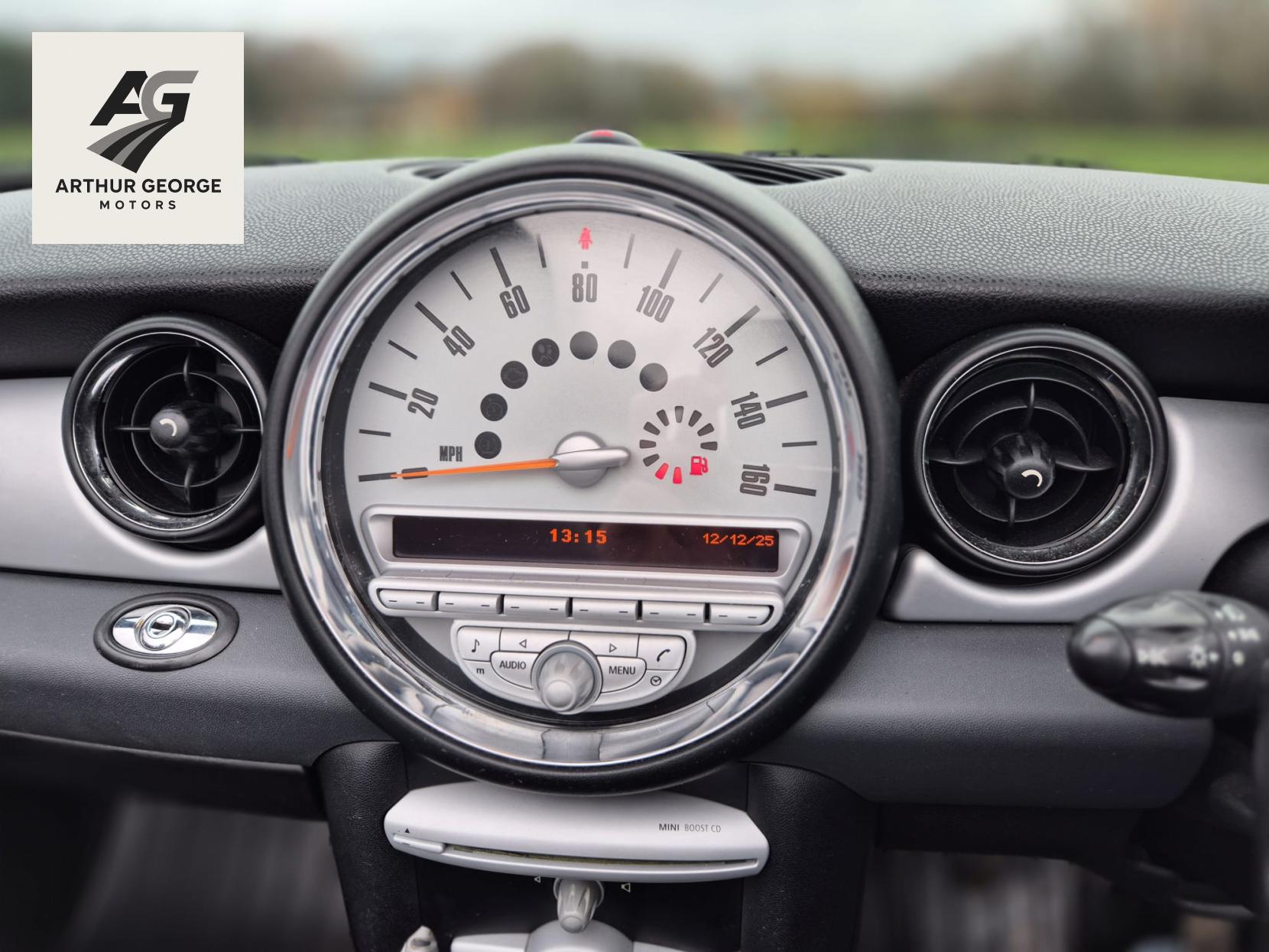 MINI Convertible 1.6 Cooper Convertible 2dr Petrol Manual Euro 4 (120 ps)