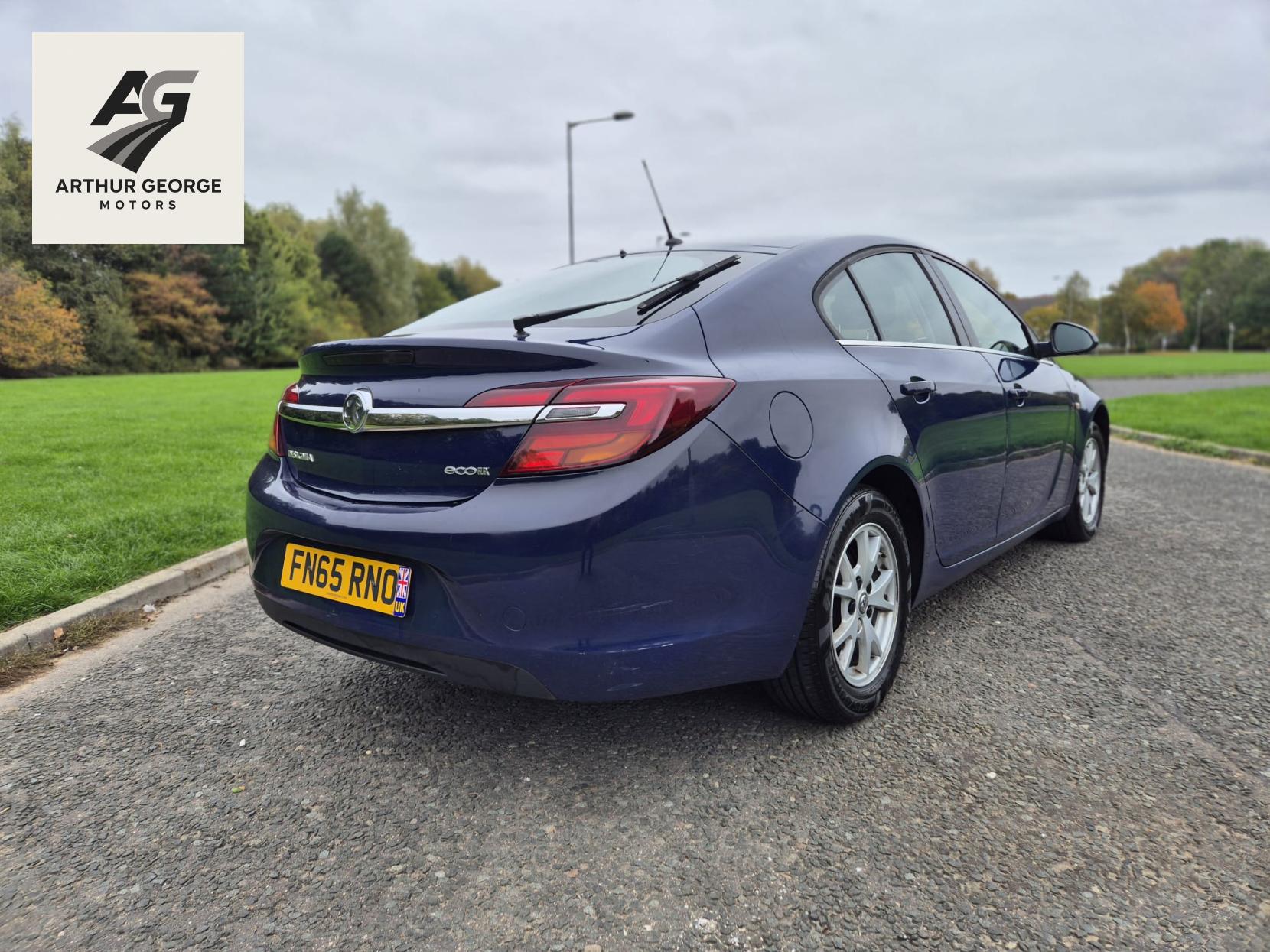 Vauxhall Insignia 2.0 CDTi ecoFLEX Design Hatchback 5dr Diesel Manual Euro 5 (s/s) (140 ps)