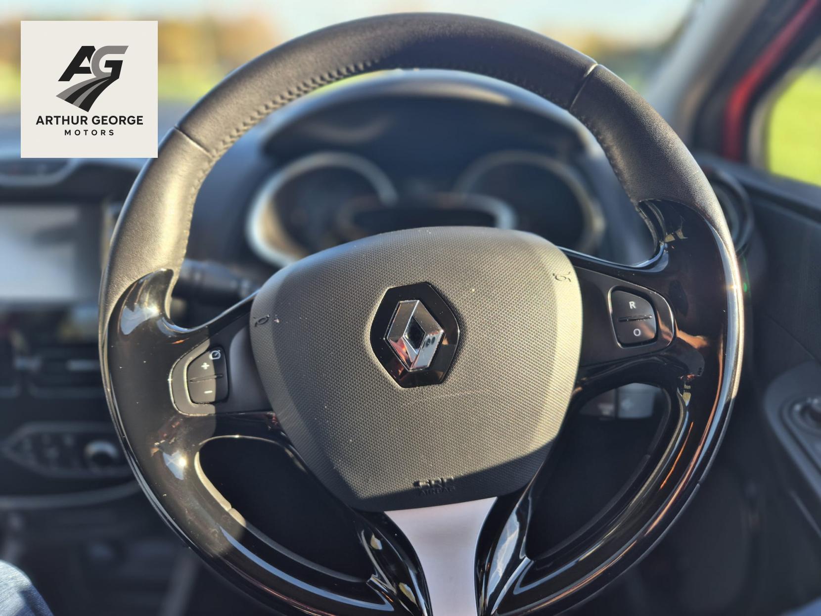 Renault Clio 1.5 dCi Dynamique S Nav Hatchback 5dr Diesel Manual Euro 6 (s/s) (90 ps)