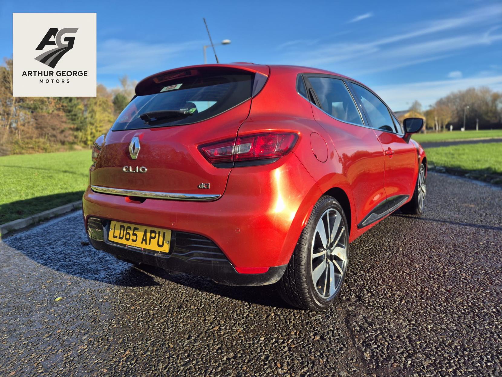 Renault Clio 1.5 dCi Dynamique S Nav Hatchback 5dr Diesel Manual Euro 6 (s/s) (90 ps)