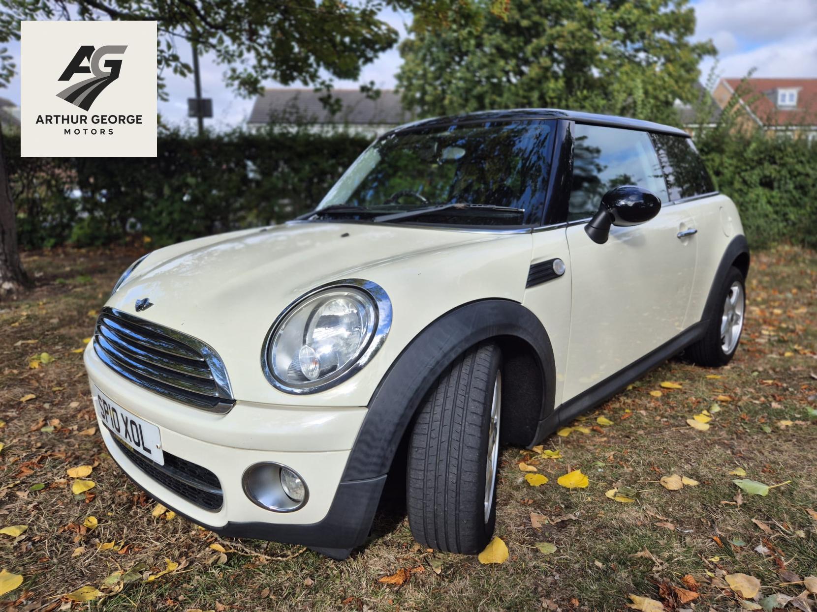 MINI Hatch 1.6 Cooper D Hatchback 3dr Diesel Manual Euro 4 (110 ps)