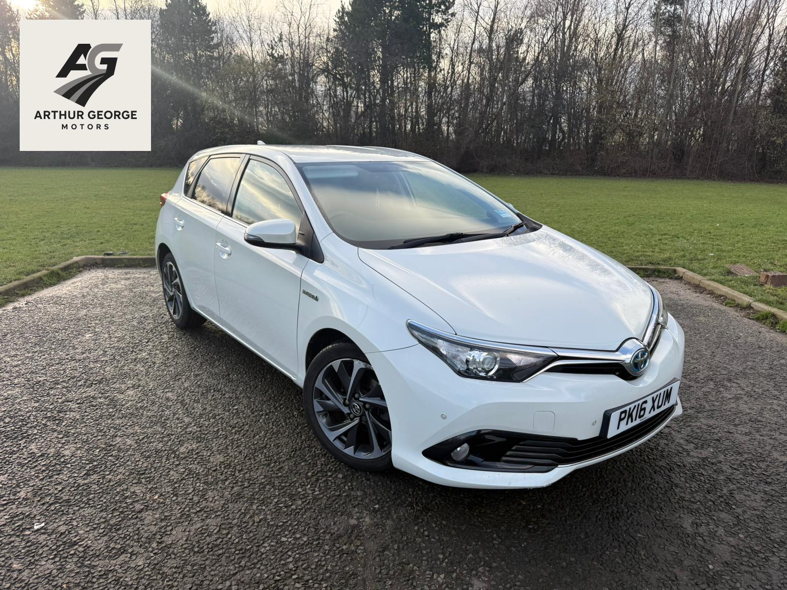 Toyota Auris 1.8 VVT-h Design Hatchback 5dr Petrol Hybrid CVT Euro 6 (s/s) (136 ps)