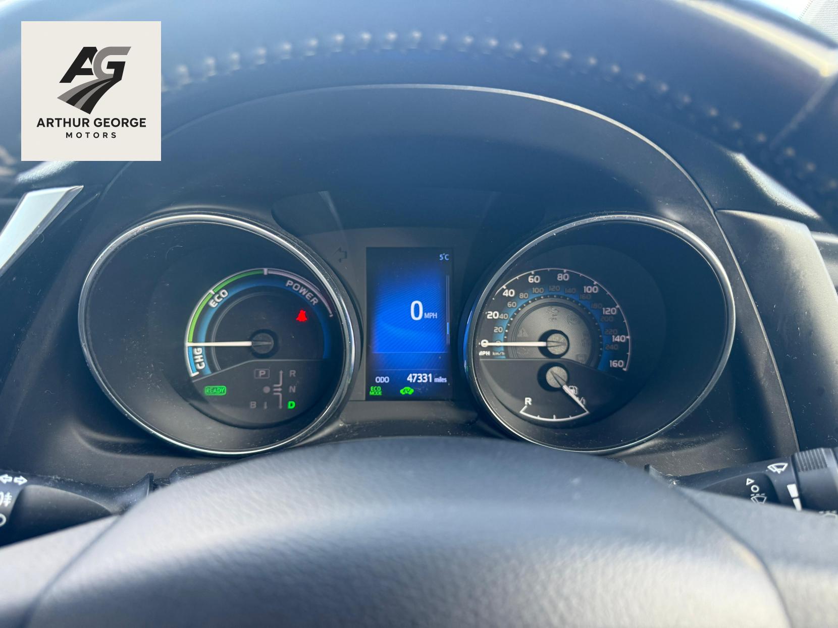 Toyota Auris 1.8 VVT-h Design Hatchback 5dr Petrol Hybrid CVT Euro 6 (s/s) (136 ps)