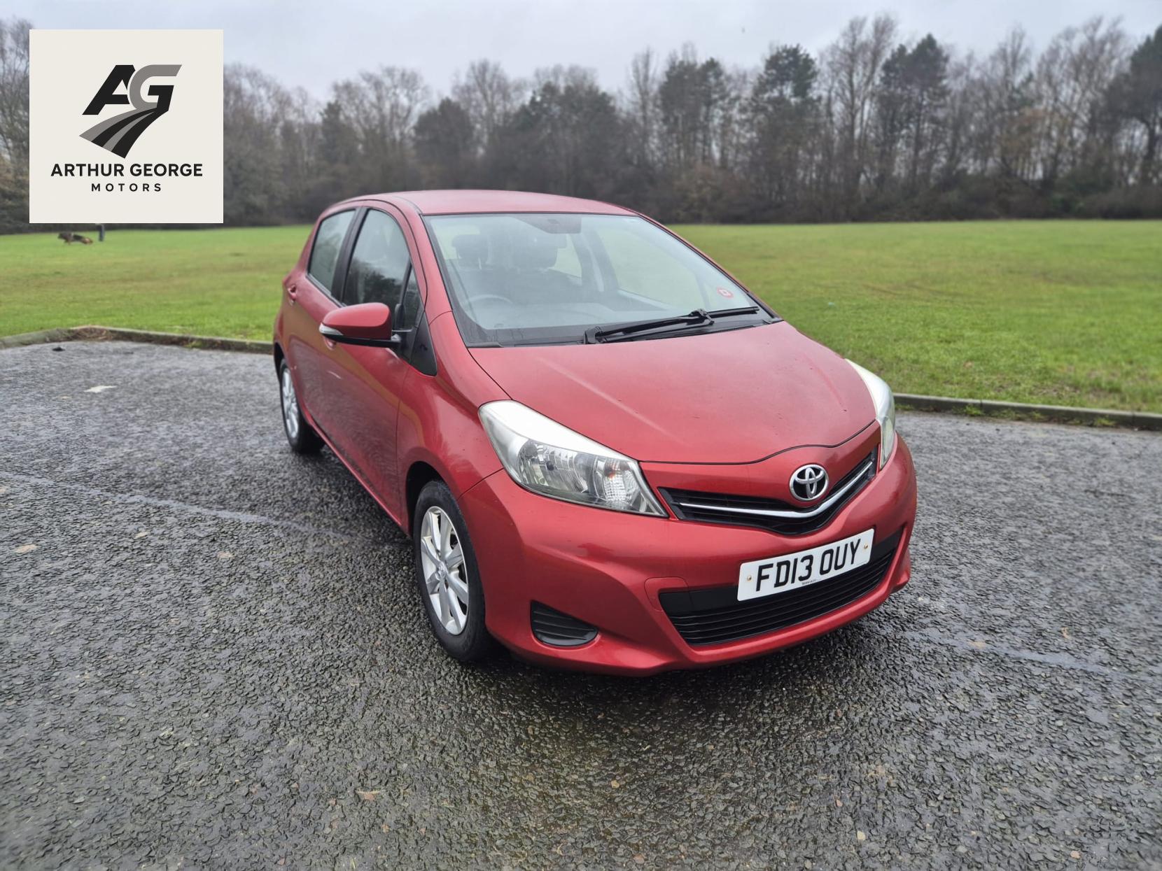 Toyota Yaris 1.33 Dual VVT-i TR Hatchback 5dr Petrol Manual Euro 5 (101 ps)