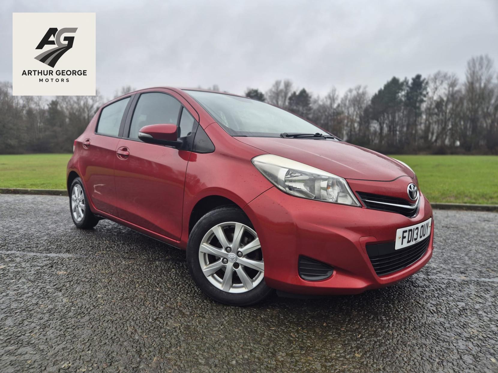 Toyota Yaris 1.33 Dual VVT-i TR Hatchback 5dr Petrol Manual Euro 5 (101 ps)