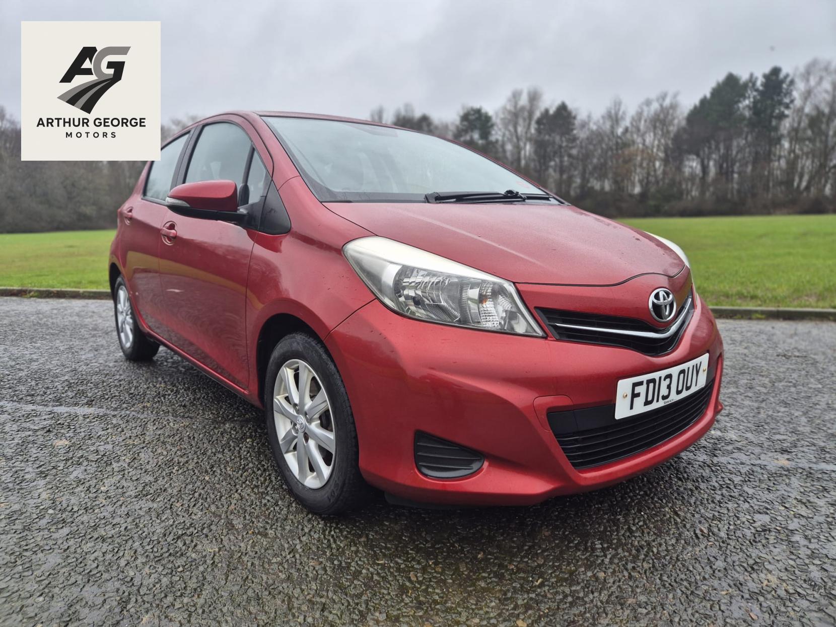 Toyota Yaris 1.33 Dual VVT-i TR Hatchback 5dr Petrol Manual Euro 5 (101 ps)