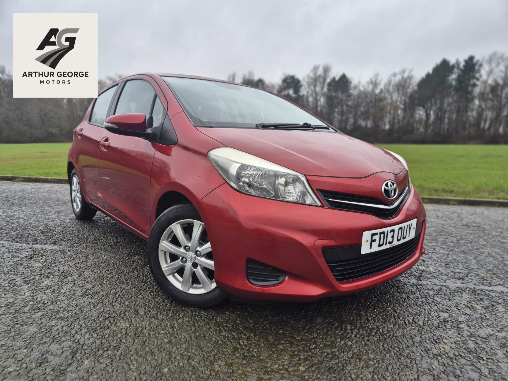 Toyota Yaris 1.33 Dual VVT-i TR Hatchback 5dr Petrol Manual Euro 5 (101 ps)