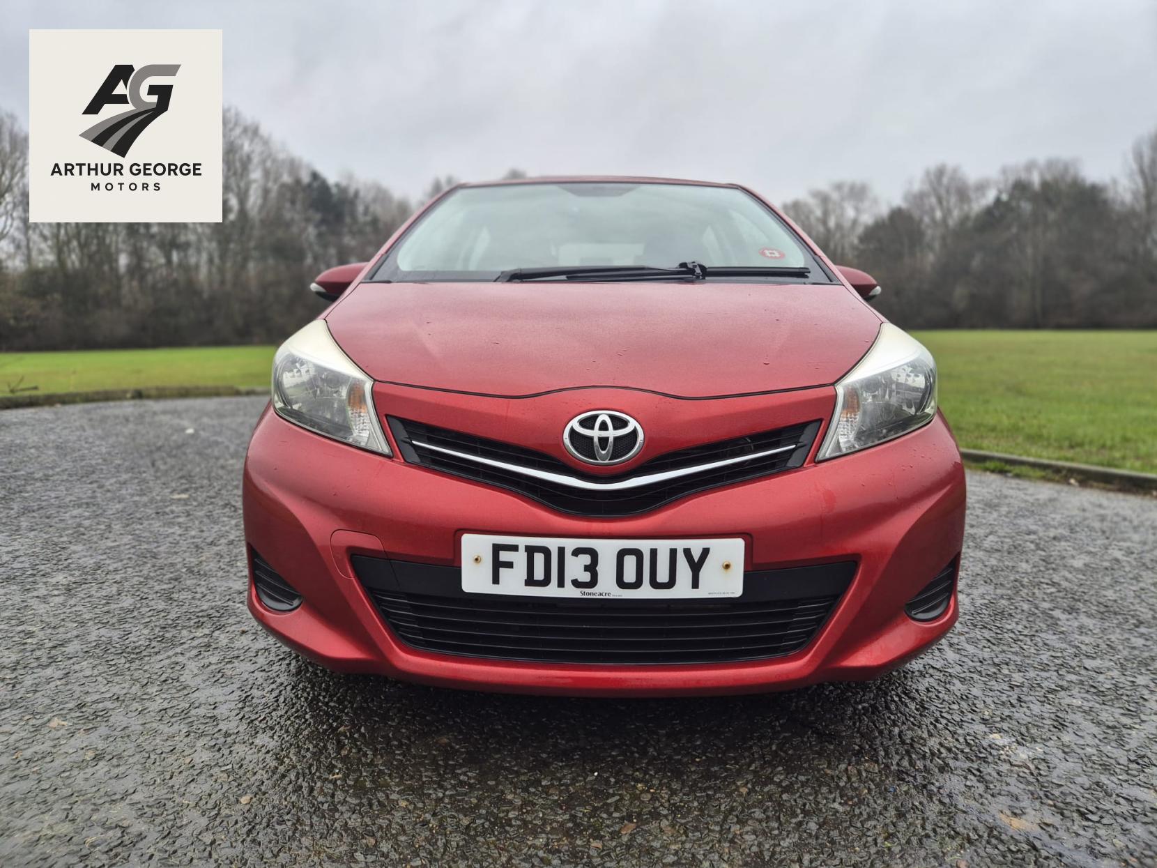 Toyota Yaris 1.33 Dual VVT-i TR Hatchback 5dr Petrol Manual Euro 5 (101 ps)