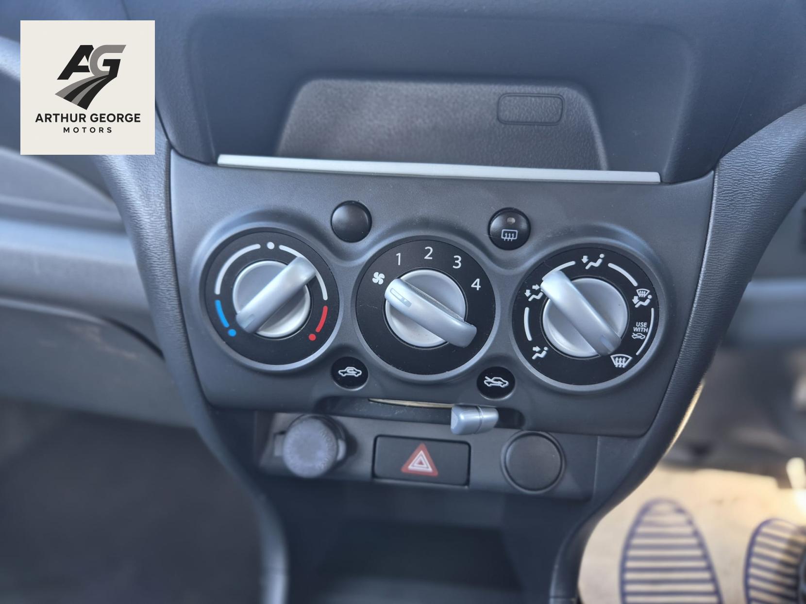 Suzuki Alto 1.0 12V SZ Hatchback 5dr Petrol Manual Euro 5 (68 ps)