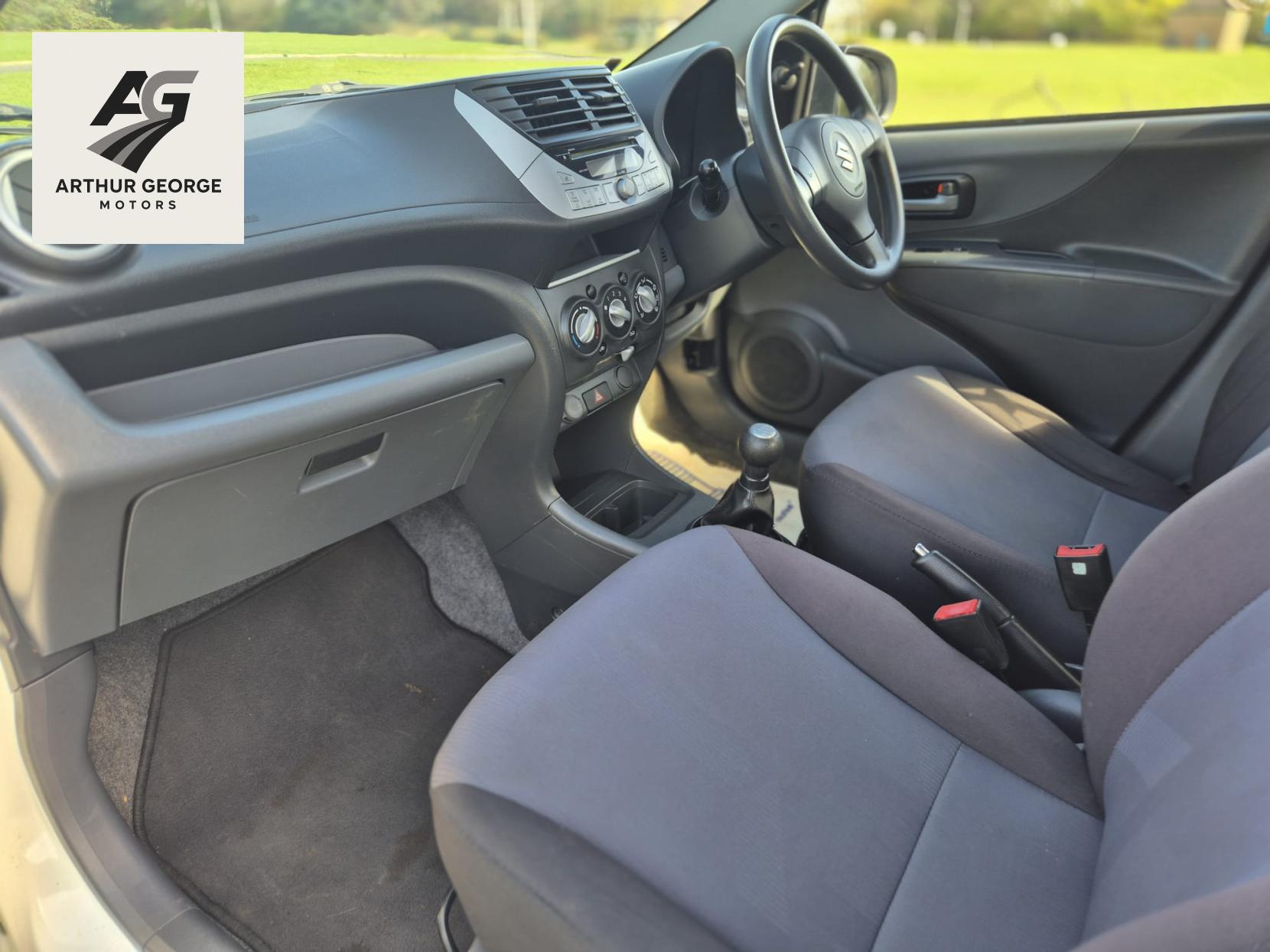 Suzuki Alto 1.0 12V SZ Hatchback 5dr Petrol Manual Euro 5 (68 ps)