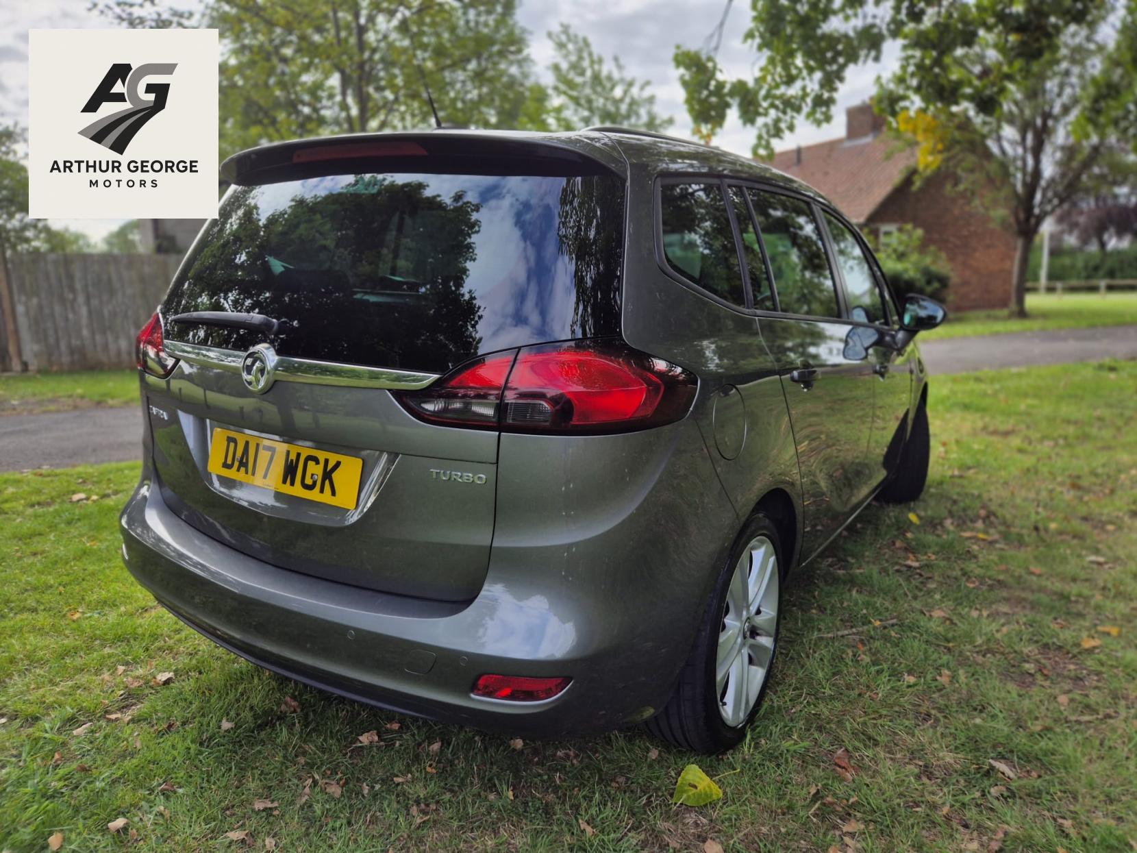 Vauxhall Zafira Tourer 1.4i Turbo SRi MPV 5dr Petrol Manual Euro 6 (140 ps)