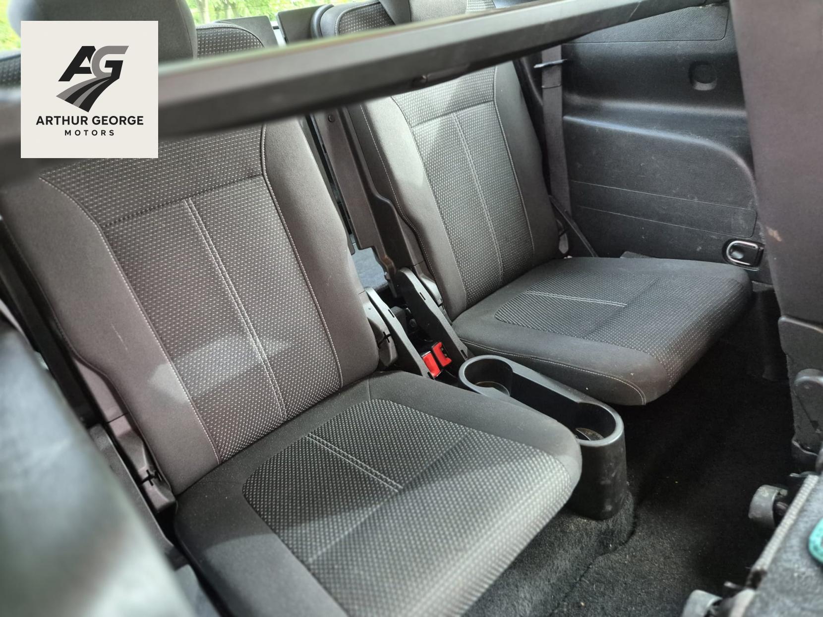 Vauxhall Zafira Tourer 1.4i Turbo SRi MPV 5dr Petrol Manual Euro 6 (140 ps)