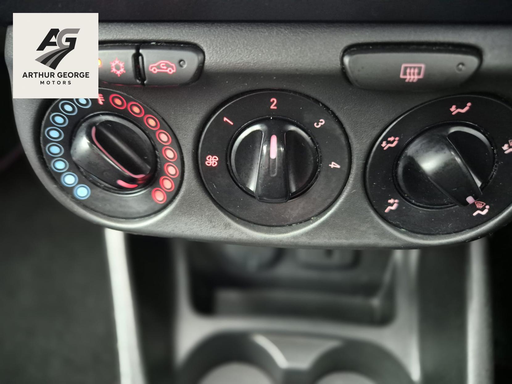 Vauxhall Corsa 1.4i ecoFLEX SRi Hatchback 3dr Petrol Manual Euro 6 (90 ps)